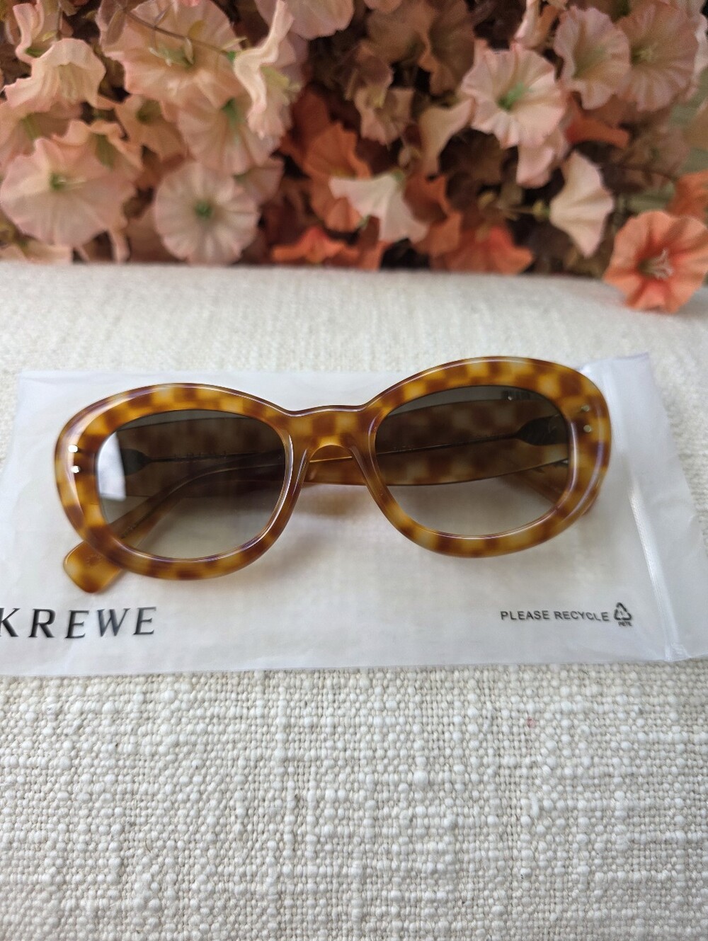 KREWE 'Margaret' Acetate Sunglasses - Picture 7 of 8
